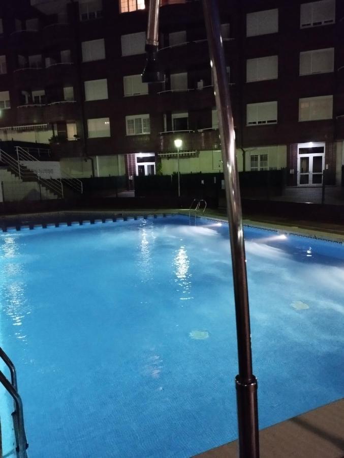Apartament Castro Urdiales Precioso Con Piscina Zewnętrze zdjęcie